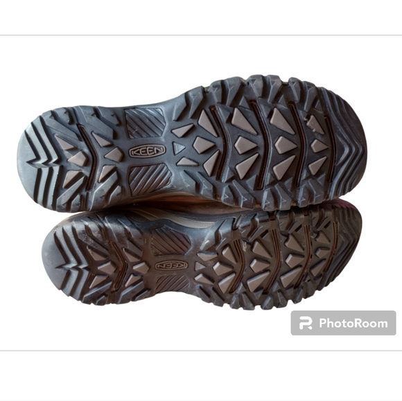 Keen Anchorage III Waterproof Hiking Boots - Picture 6 of 10